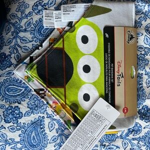 Disney Tails Dog Bandana Set - Green and White